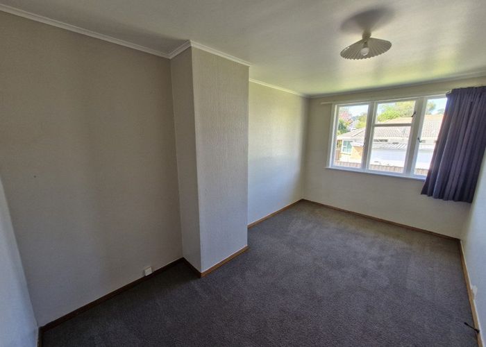  at 2/25 Richardson Road, Mount Albert, Auckland City, Auckland