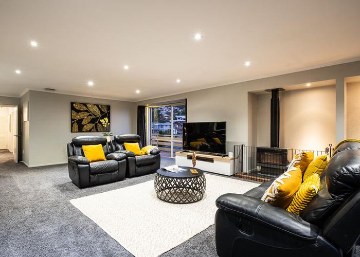  at 104 Barr Street, Kenmure, Dunedin