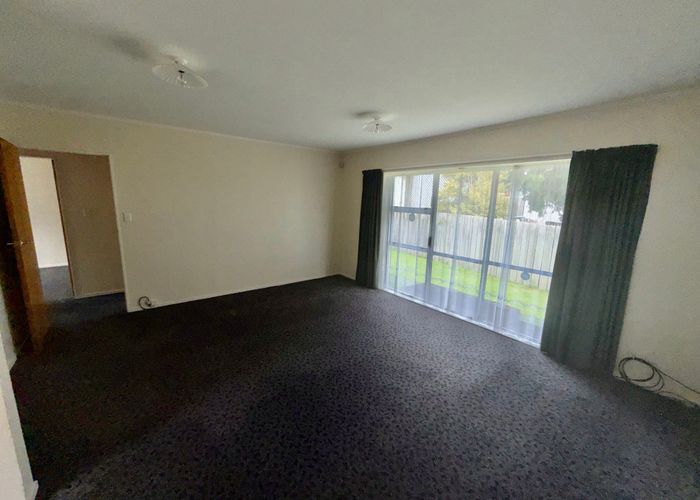  at 2/12 Fraser Street, Wainuiomata, Lower Hutt, Wellington