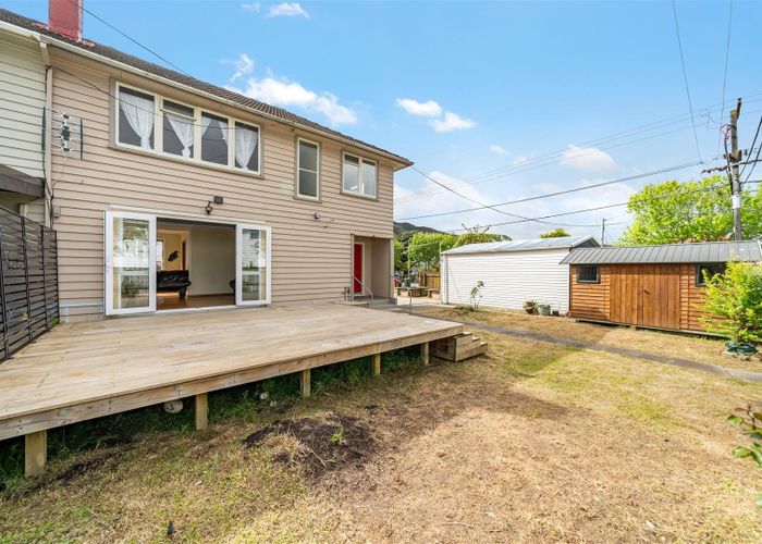  at 1/104 Whites Line East, Waiwhetu, Lower Hutt