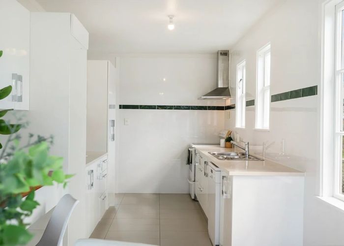  at 5 Santos Place, Onehunga, Auckland City, Auckland