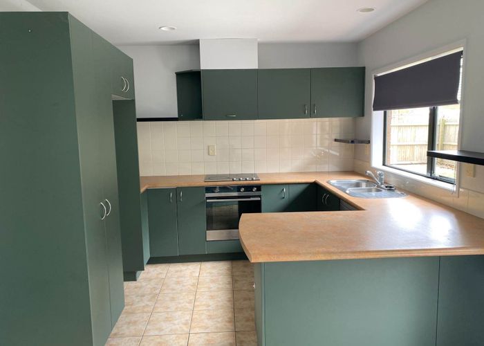  at 5A Carnoustie Drive, Wattle Downs, Manukau City, Auckland