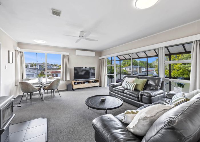  at 2/54 Luton Avenue, Sunnyhills, Manukau City, Auckland