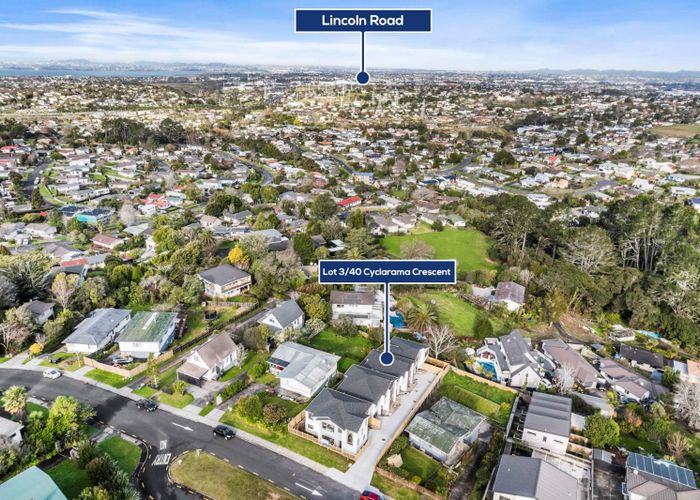  at Lot 3/40 Cyclarama Crescent, Massey, Waitakere City, Auckland