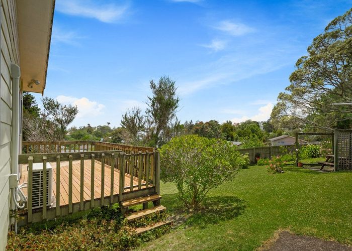  at 16 Terra Nova Street, Glen Eden, Auckland