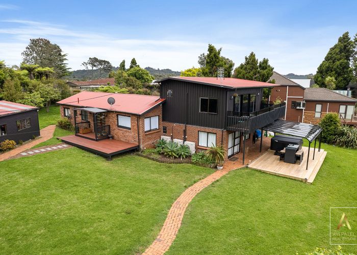  at 91 Victory Road, Laingholm, Auckland