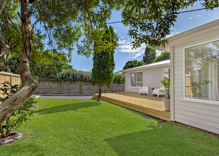 at 35 Bell Road, Beachlands, Manukau City, Auckland