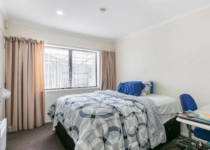  at 80 Riverton Drive, Randwick Park, Manukau City, Auckland