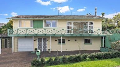  at 1/88 Glamorgan Drive, Torbay, Auckland