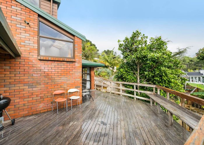  at 79a Park Rise, Campbells Bay, North Shore City, Auckland