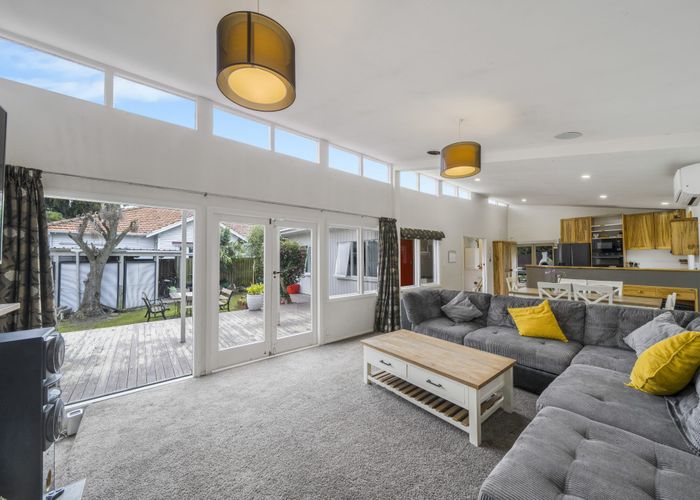  at 182 Main North Road, Redwood, Christchurch City, Canterbury