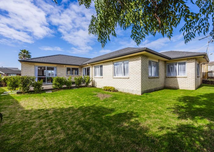  at 13 Glenross Drive, Wattle Downs, Manukau City, Auckland