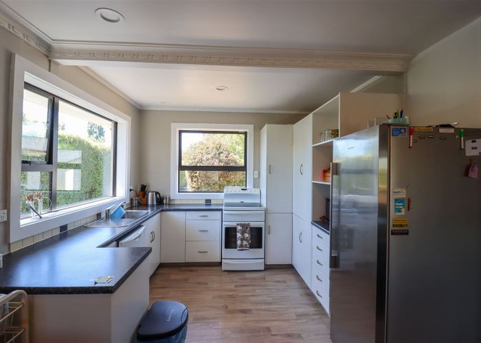  at 90 Acacia Drive, Levels