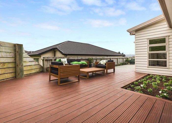  at 76 Staithes Drive North, Whitby, Porirua, Wellington