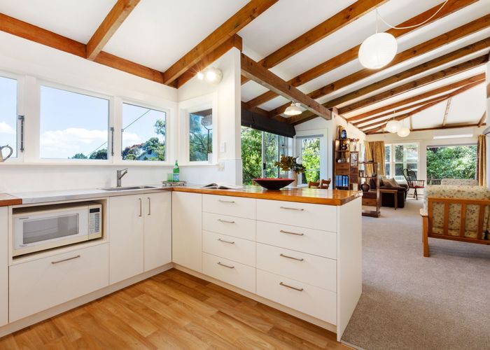  at 17 Mahina Road, Mahina Bay, Eastbourne, Lower Hutt, Wellington