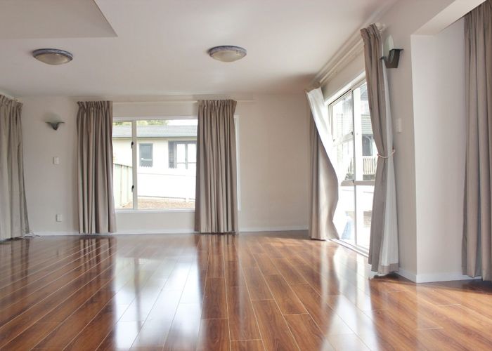  at 1/32A Bronzewing Tce--Viewing--On Sat 28th March at 12:40-1:00pm, Unsworth Heights, North Shore City, Auckland