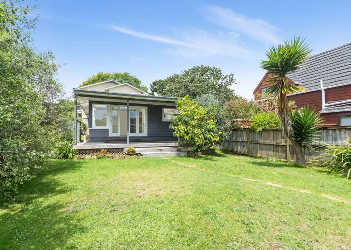  at 1/62 Peary Road, Mount Eden, Auckland City, Auckland