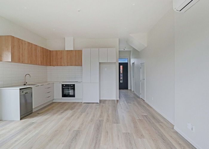  at 3A/11 The Strand, Wainuiomata, Lower Hutt, Wellington