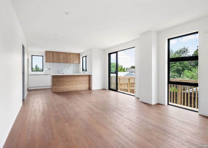  at 6B Landsdale Place, Massey, Waitakere City, Auckland