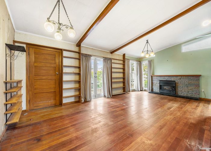  at 5 Jasmine Place, Blockhouse Bay, Auckland