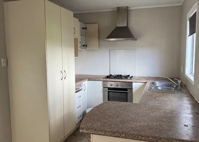  at 2 Garfield Road, Helensville, Rodney, Auckland