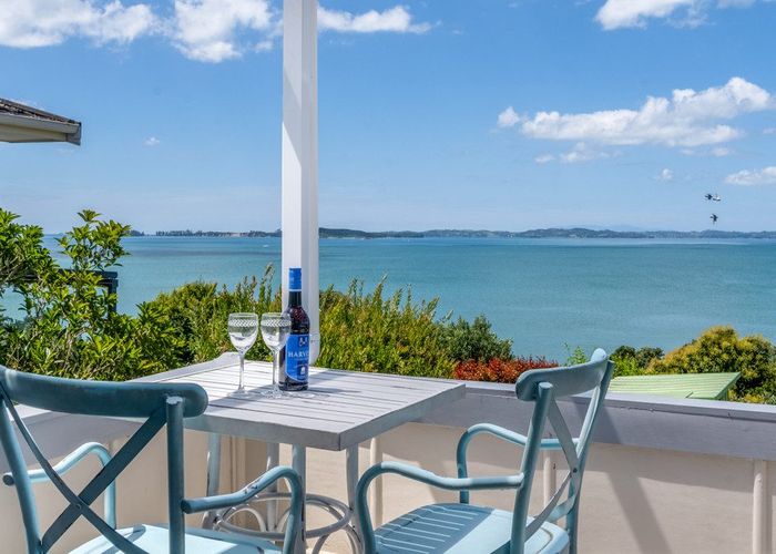  at 112 Clovelly Road, Bucklands Beach, Manukau City, Auckland