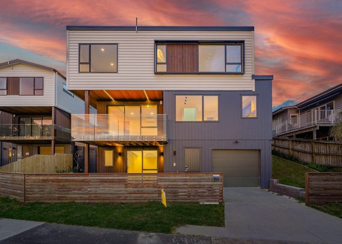  at 34A William Souter Street, Forrest Hill, North Shore City, Auckland