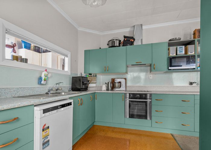  at 14 Forbes Street, Balaclava, Dunedin, Otago
