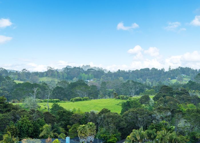  at 10 Finsbury Place, Henderson, Auckland