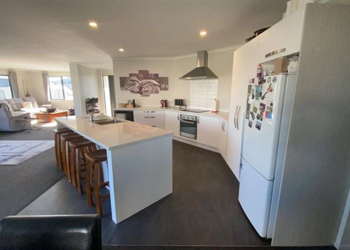  at 9 Cupples Street, Papamoa, Tauranga, Bay Of Plenty