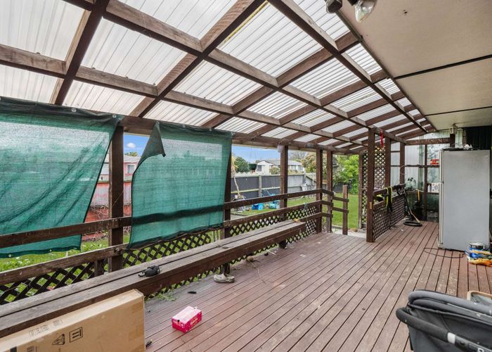  at 32 Bermuda Drive, Hornby, Christchurch