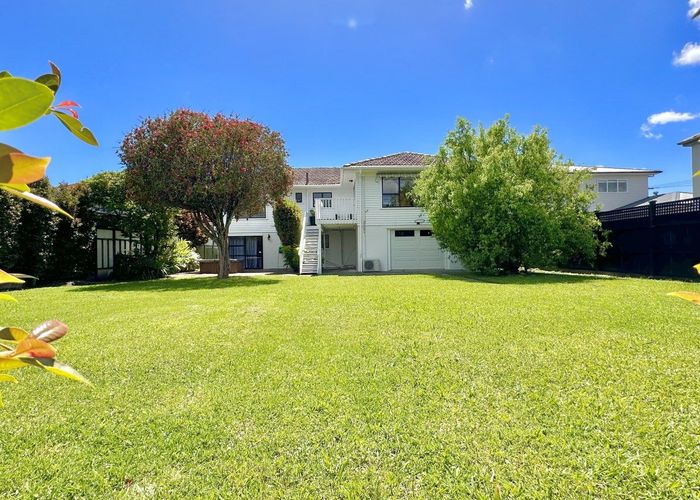  at 63 Seacliffe Avenue, Belmont, Auckland