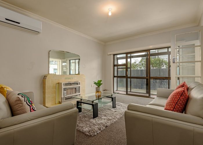  at 51 Wood Street, Takaro, Palmerston North
