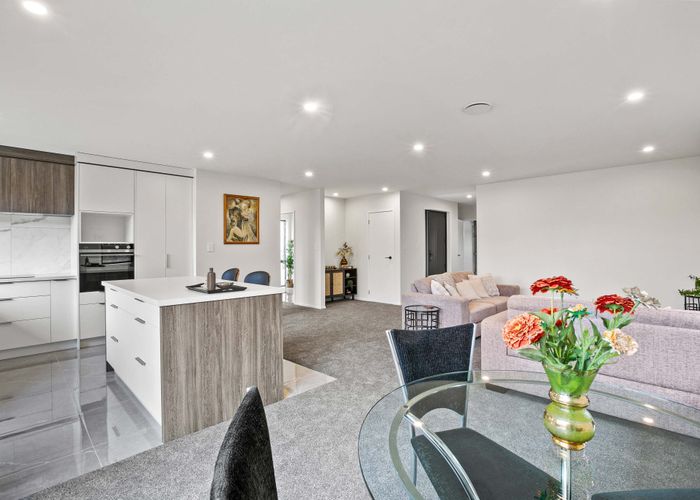  at 2b Sandel Rise, Merrilands, New Plymouth, Taranaki