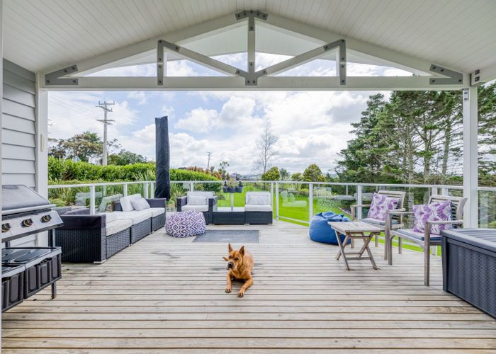 Free property data for 180 Taylor Road, Waimauku homes.co.nz