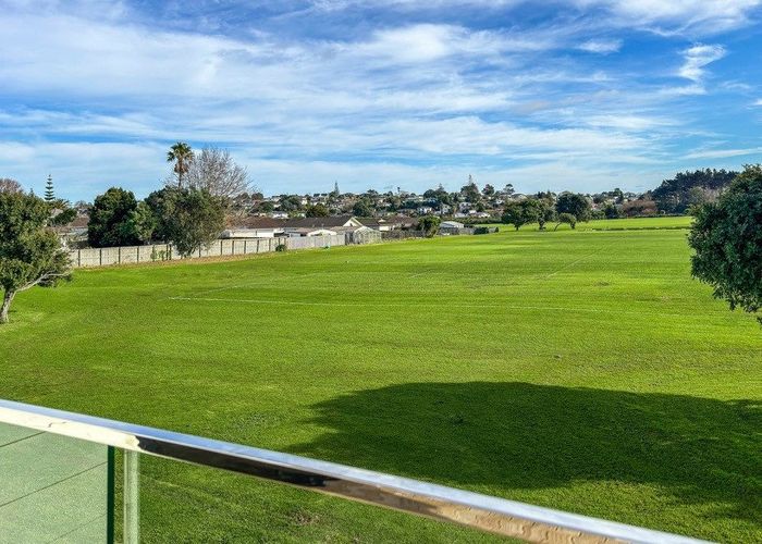  at 16 Reseda Place, Papatoetoe, Auckland