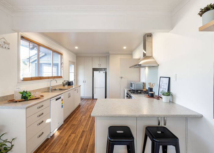  at 6 Milburn Lane, Hillcrest, Hamilton, Waikato