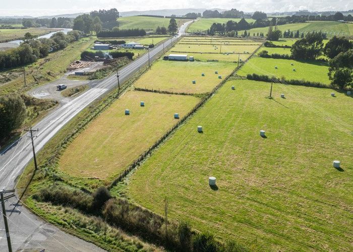  at 28 Old Coach Road, Mataura, Gore, Southland