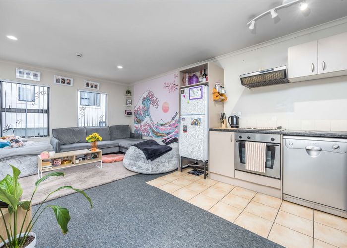  at 1E/1 Wadier Place, Henderson, Auckland