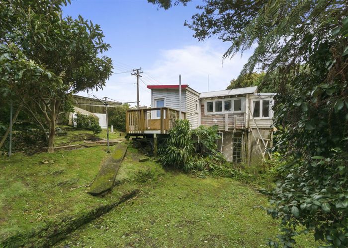  at 5 Argyle Road, Browns Bay, Auckland