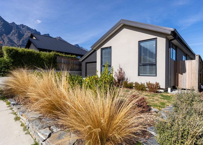  at 11 Till Street, Jacks Point, Queenstown-Lakes, Otago