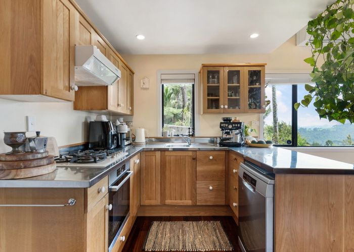  at 152 Caton Road, Waitakere, Waitakere City, Auckland