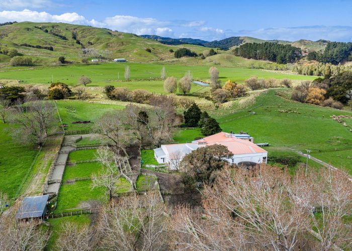 at 1550 Glenora Road, Akitio, Tararua, Manawatu / Whanganui