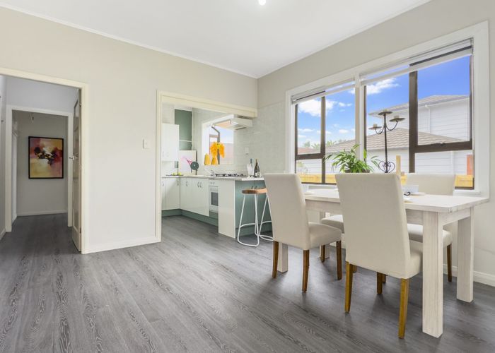  at 3A Haverstock Road, Sandringham, Auckland