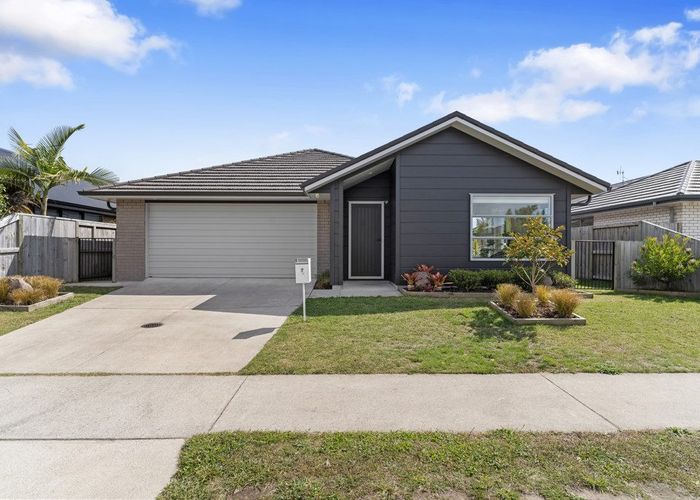  at 7 MONARO PLACE, Papamoa Beach, Tauranga