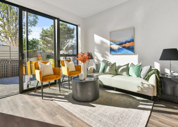 at 22 Great South Road, Papatoetoe, Manukau City, Auckland