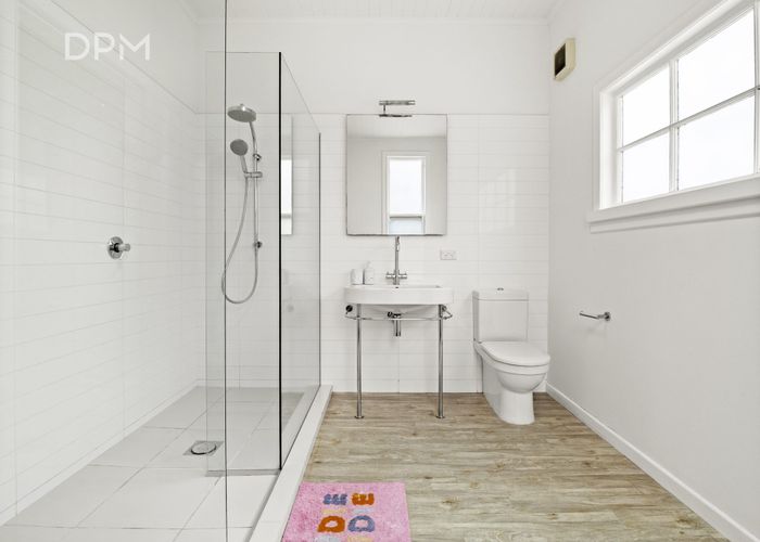  at 10 Alison Crescent, Belleknowes, Dunedin, Otago