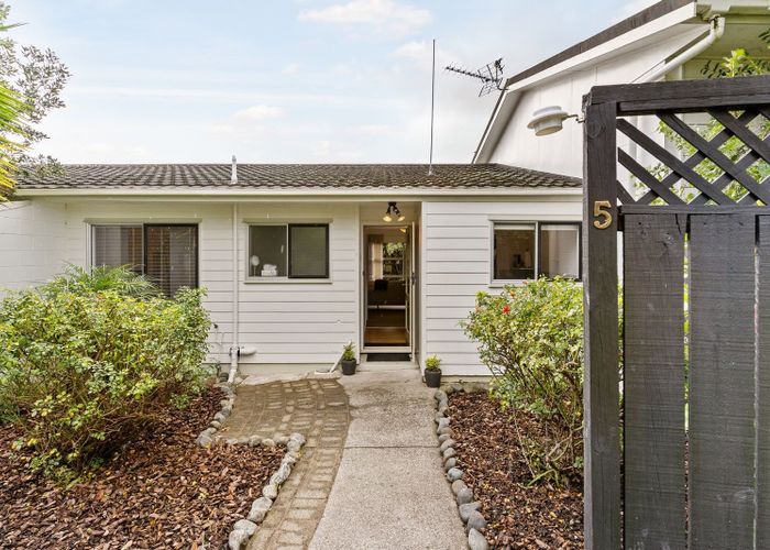  at 5/103 Seymour Road, Sunnyvale, Waitakere City, Auckland