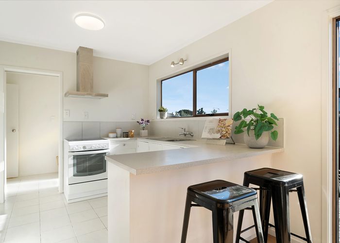  at 3/1A Amberley Avenue, Te Atatu South, Waitakere City, Auckland