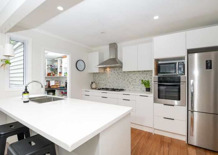  at 8 Tui Terrace, Tawa, Wellington
